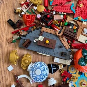 Lego Lot set Mixed Random pieces Bricks 2LB